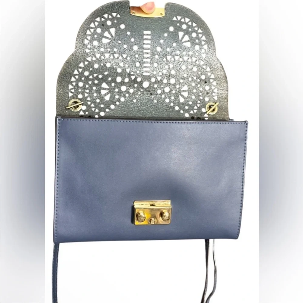 Furla Perforated butterfly Blue bag/Clutch. removable chain to make it a clutch - Picture 3 of 15
